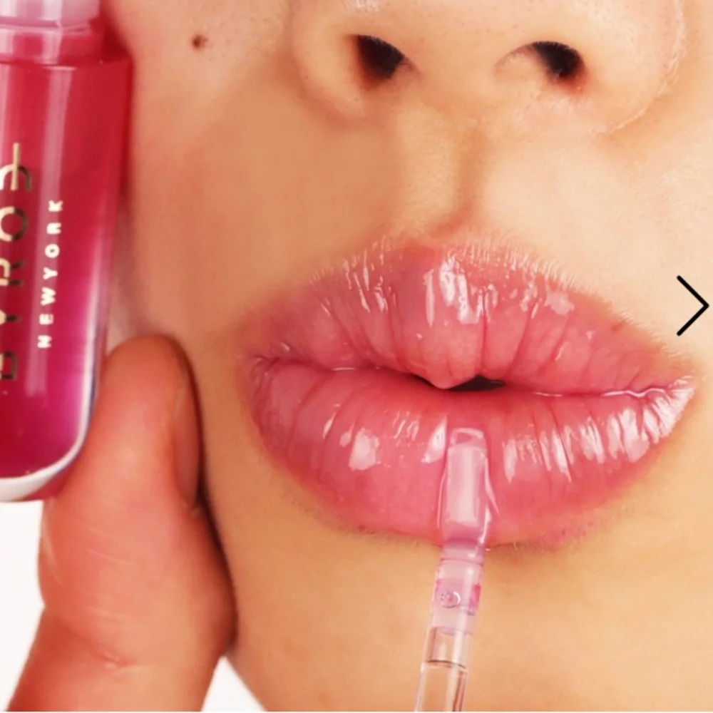 BYROE Black Cherry Plump Lip Oil